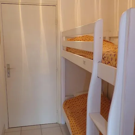 Cosy Avec Piscine, Terrasse & Parking, A 100m De La - Fr-1-328-250 * Ла-Гранд-Мот